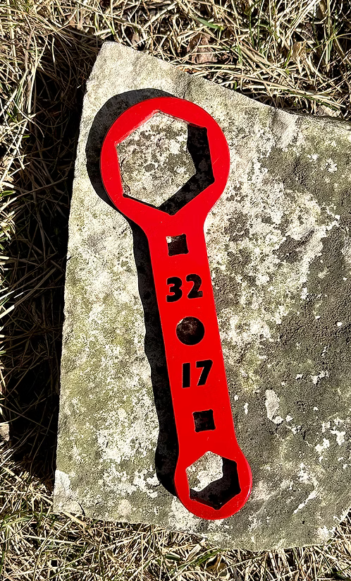 Trailwrench Mini Axle Wrench