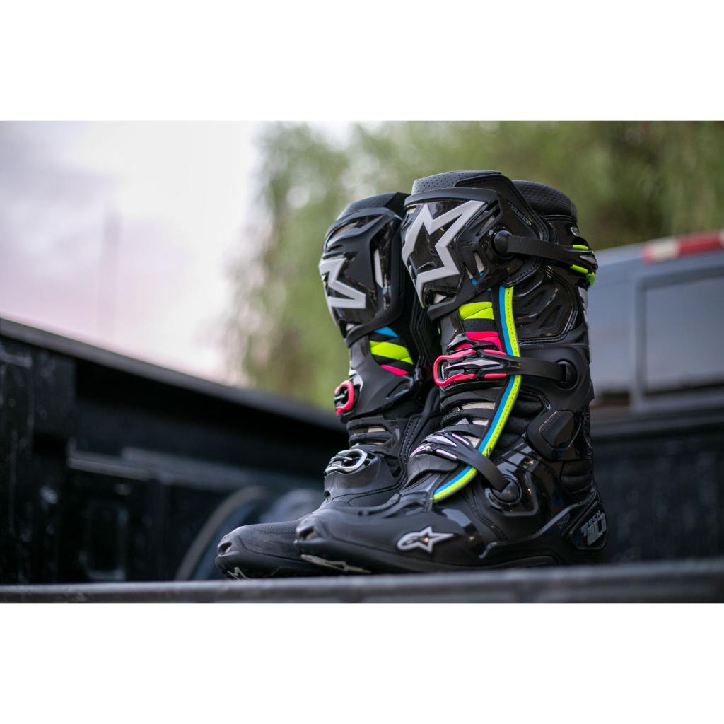 Alpinestars Tech 10 Supervent Boots [CLOSEOUT] - MojoMotoSport.com