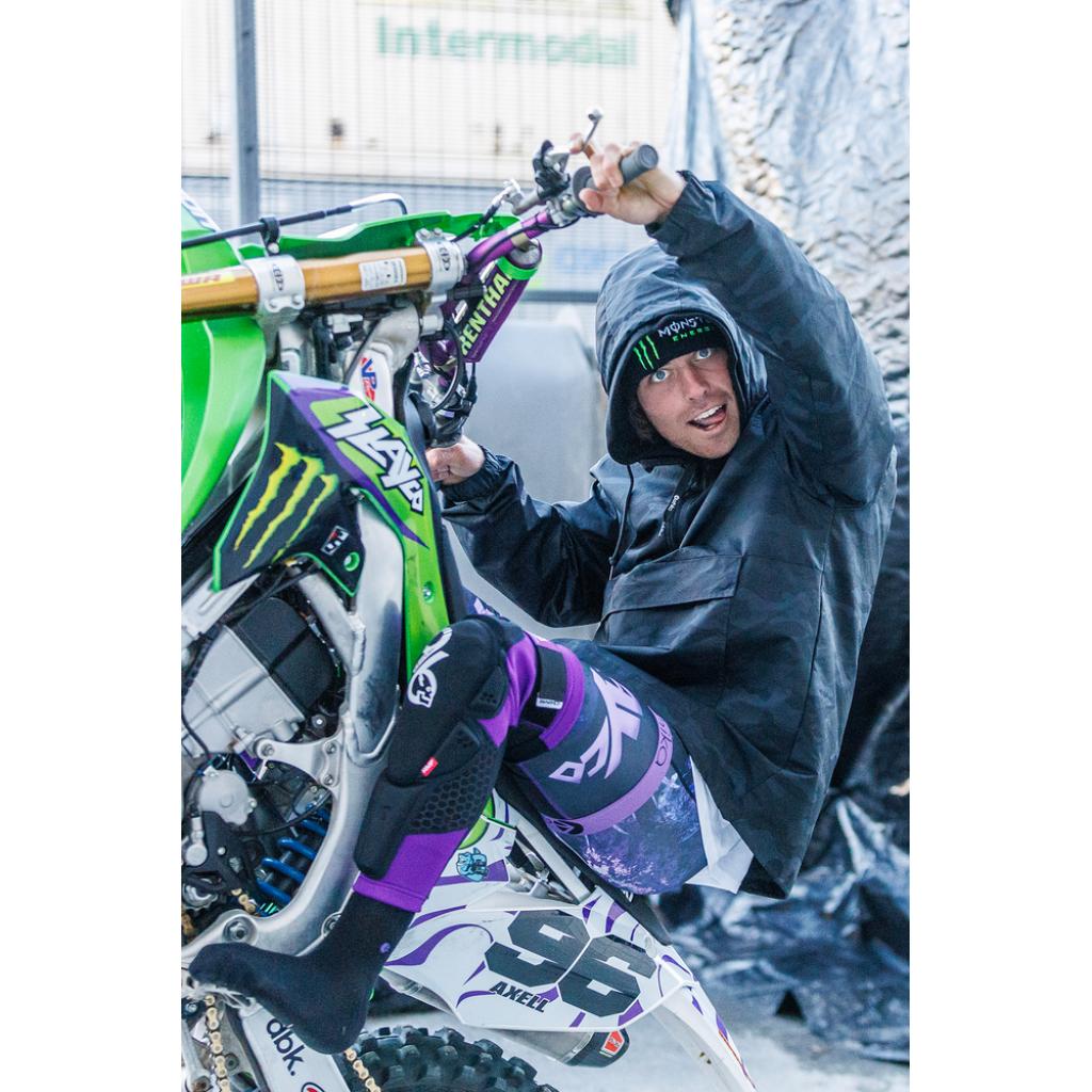 EVS Slayco96 Axel Hodges SE Knee Pads - MojoMotoSport.com