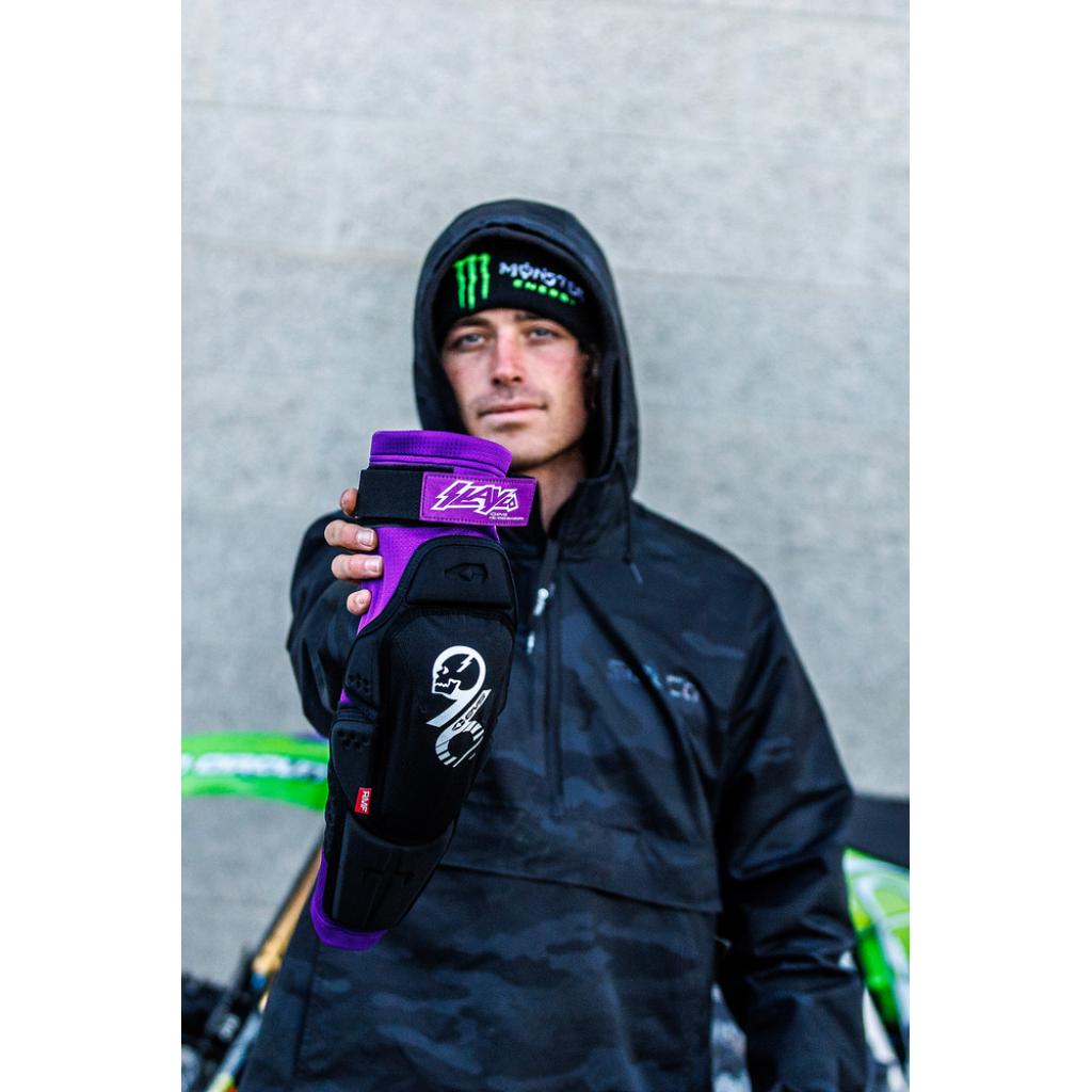 EVS Slayco96 Axel Hodges SE Knee Pads - MojoMotoSport.com