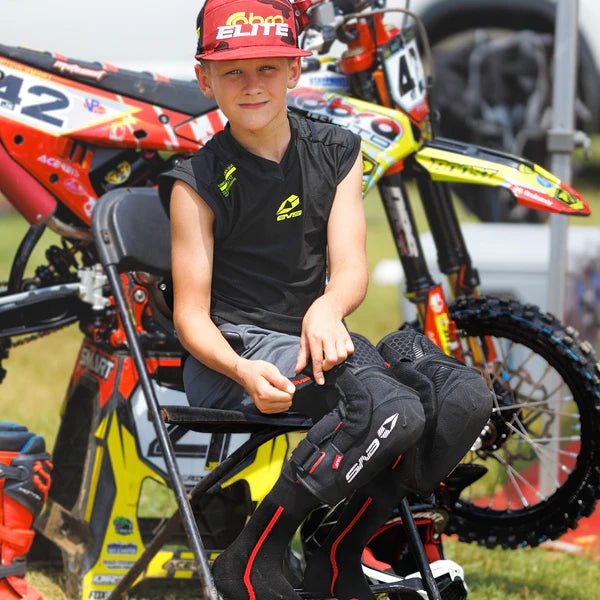 EVS Youth Genesis Knee Braces | KBGEN - MojoMotoSport.com