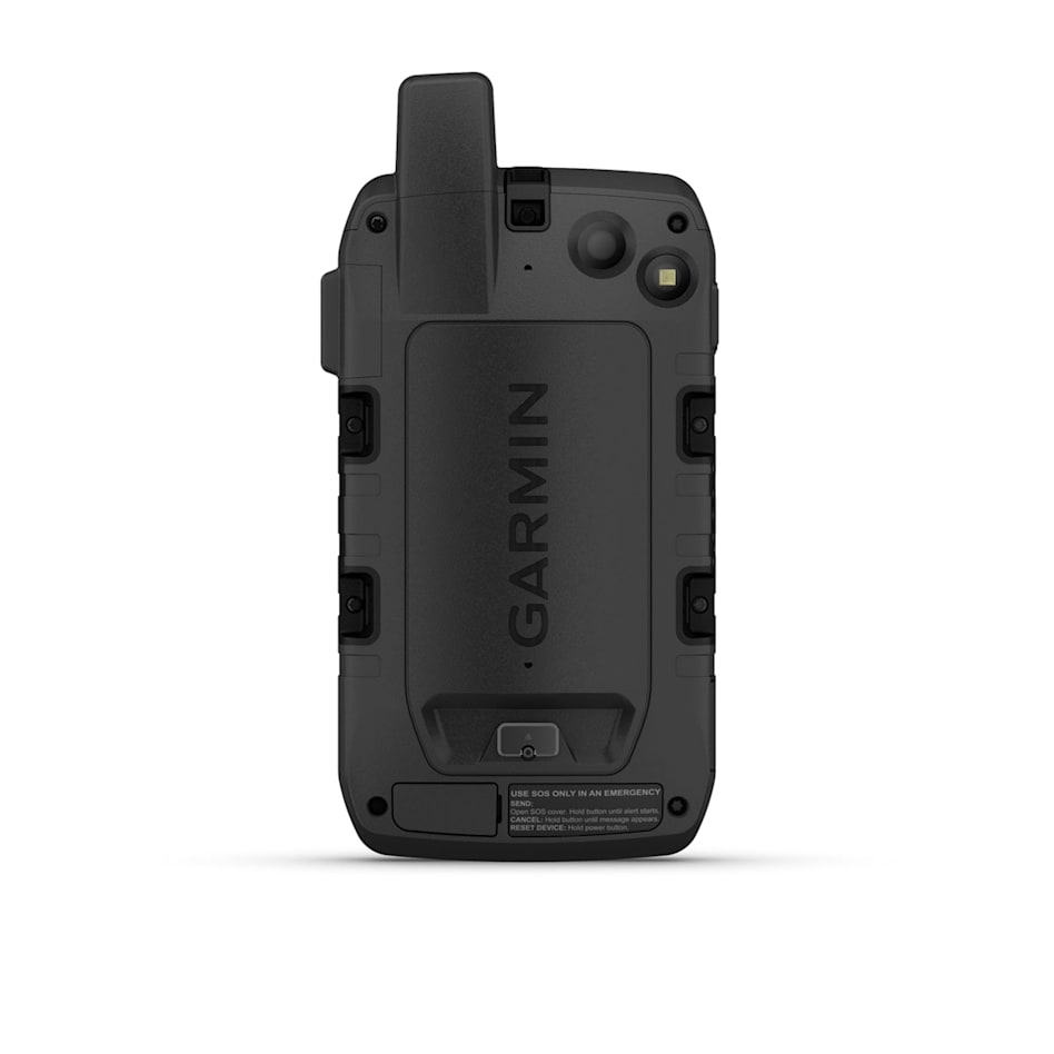 Garmin Montana 760i GPS Navigator with inReach Technology & 8mp Camera - MojoMotoSport.com
