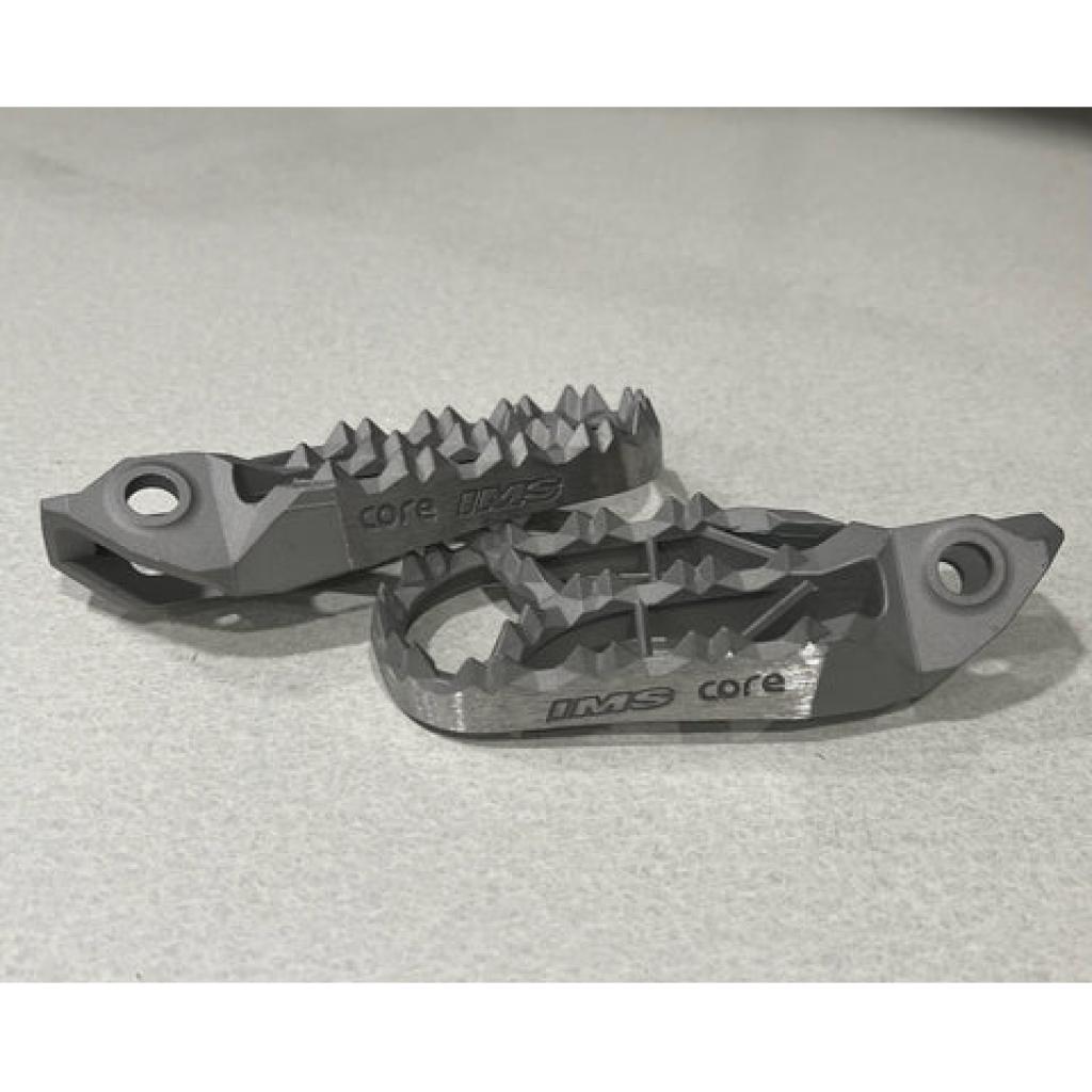 IMS Core Enduro Footpegs KTM/HUS 2023 - UP GAS 2024 - UP | 43303 - M - MojoMotoSport.com