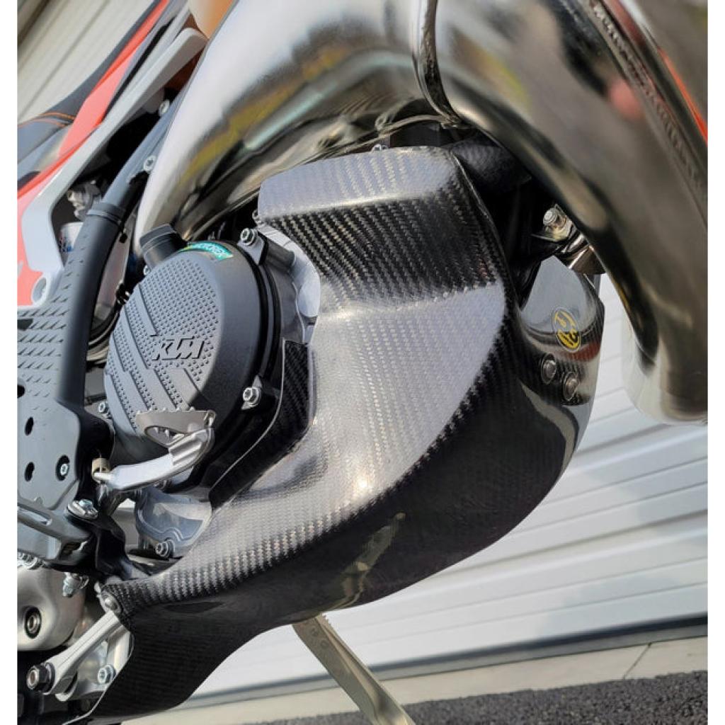 P3 Carbon Fiber Skid Plate For KTM/HUS | 301043 - MojoMotoSport.com