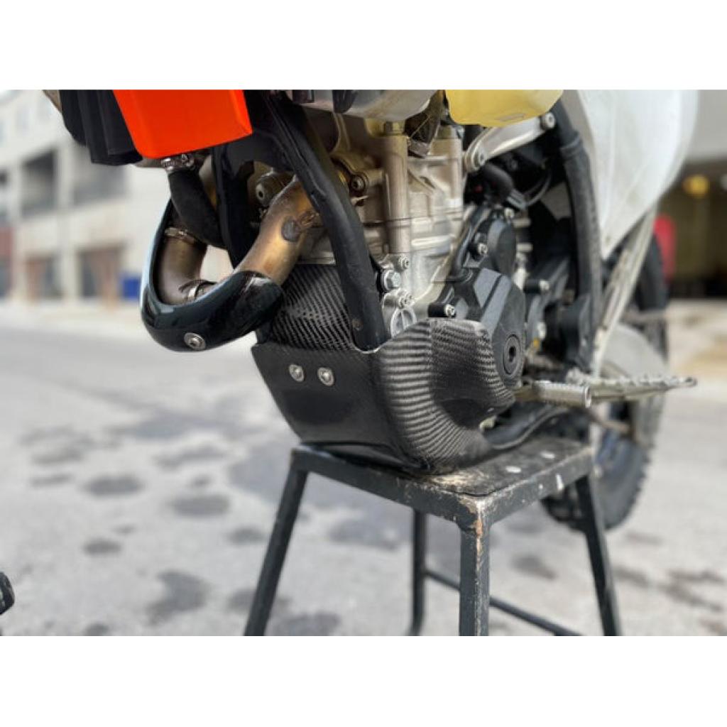 P3 Carbon Fiber Skid Plate For KTM/HUS | 301094 - MojoMotoSport.com