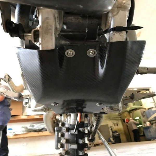 P3 Carbon Fiber Skid Plate For YZ125 Yamaha (06 - 18)| 307040 - MojoMotoSport.com