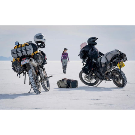Giant Loop Great Basin Saddlebag | GBSB17 - RT - MojoMotoSport.com