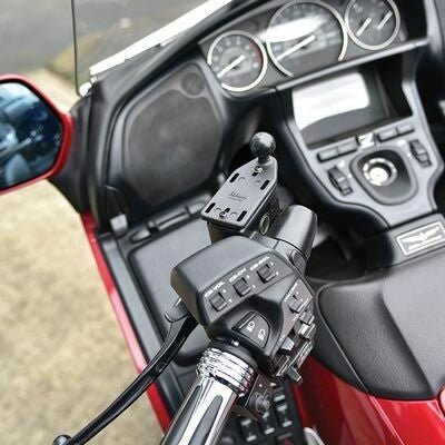 Ram Offset Reservoir Cover Ball Base | RAM - B - 346U - MojoMotoSport.com